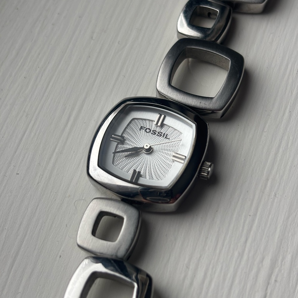 Bracelet watch/Fossil Silver Square link with White Dial